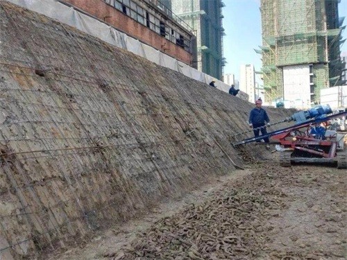 临河建筑边坡支护